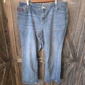 CJ Banks Jeans Women's Size 18W Medium Wash Embroidered Pockets Sequins Straight